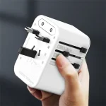 آداپتور مسافرتی 65 وات با فناوری GaN مدل Z6 – 3 پورت USB برای شارژ همزمان لپ‌تاپ و گوشی