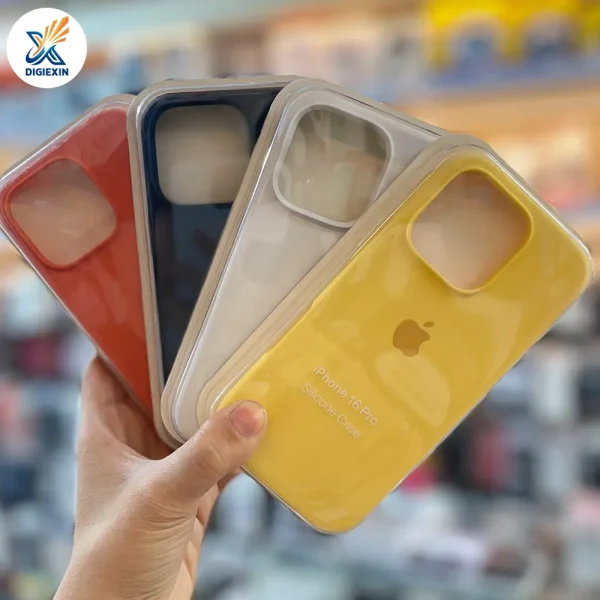 کاور سیلیکونی کلاسیک مناسب برای گوشی اپل iPhone 16 Pro
