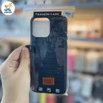 کاور طرح چرم برند Mont Blanc مناسب برای آیفون 16 پرومکس - تصویر 2