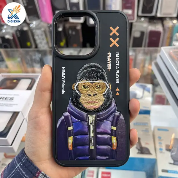 کاور UAPROTECT طرح گلدوزی مناسب برای آیفون 15 پرومکس